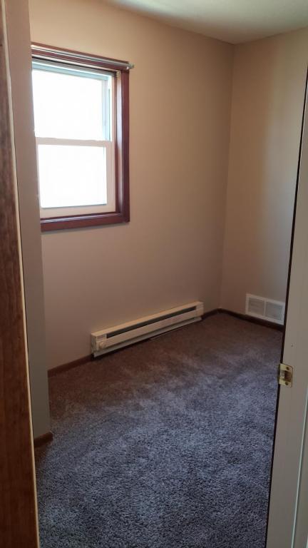 Building Photo - 908 La Crosse St