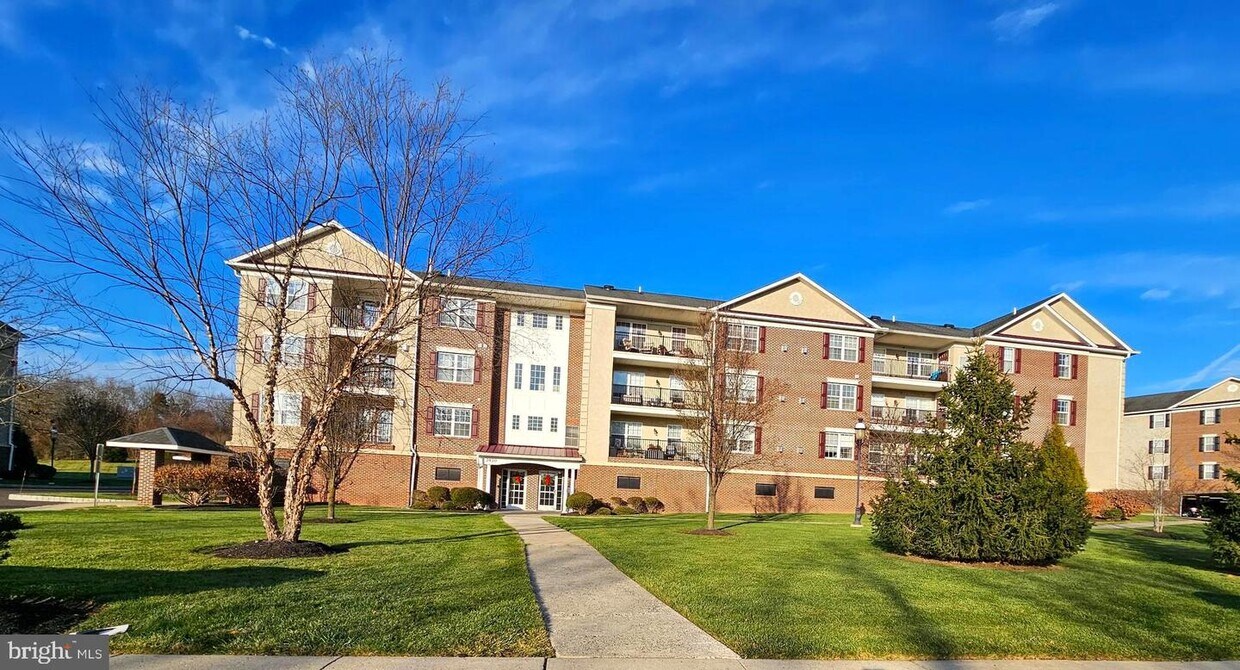 3930 Ashland Dr Unit 138, Harleysville, PA 19438 Room for Rent in