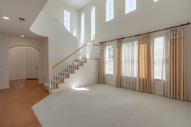 Building Photo - 1260 Ustilago Dr
