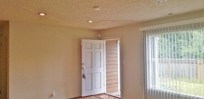 Foto del edificio - North Seattle/Shoreline 2BD1BA