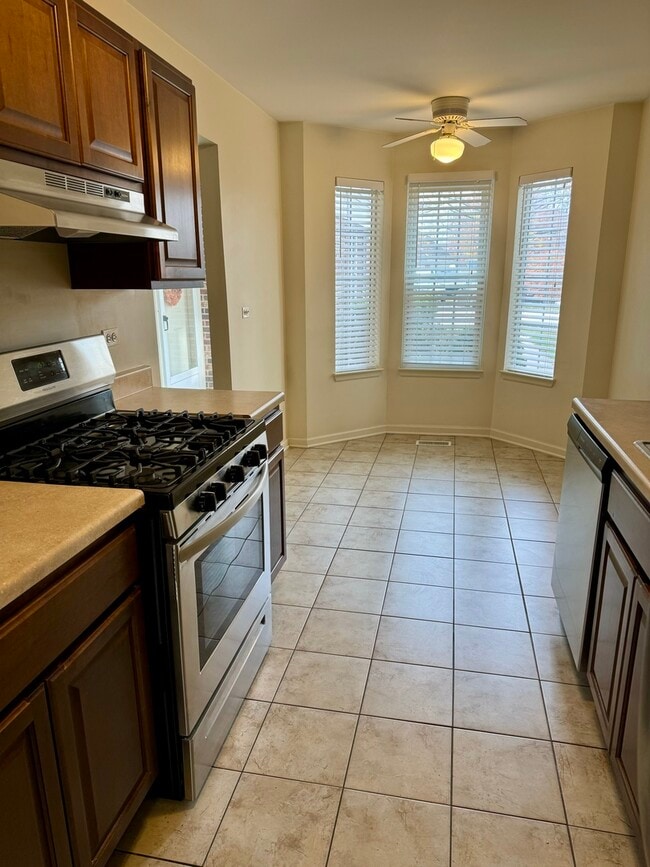 Building Photo - 1177 Russellwood Ct