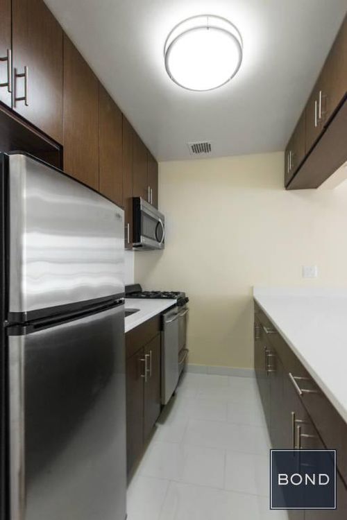 Foto del edificio - 400 W 25th St