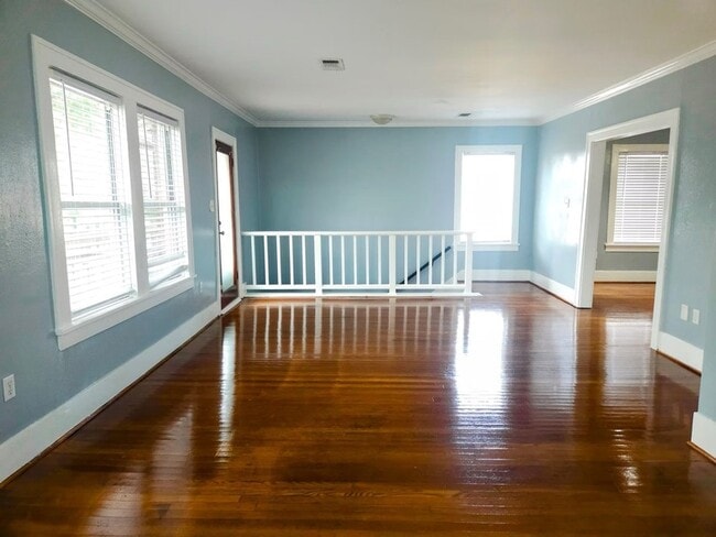 Photo - 1810 W Main St Apartment