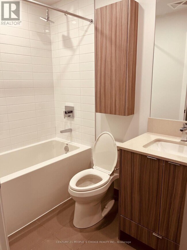 Photo du bâtiment - 4130 Parkside Village Dr