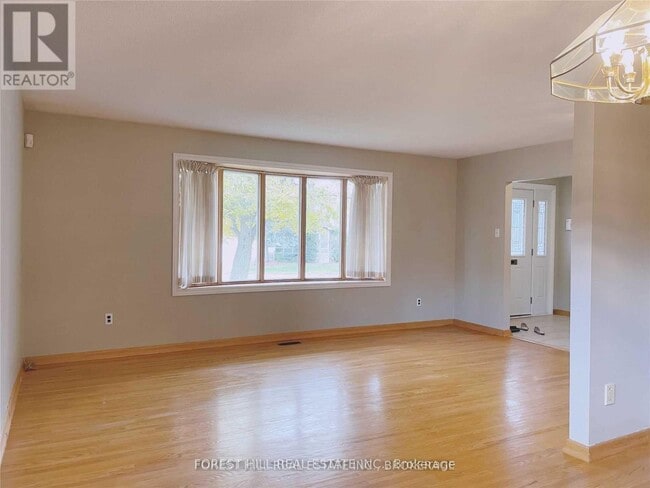 Building Photo - 98 Fred Varley Dr