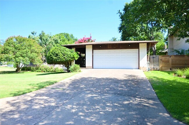 Building Photo - 7504 Rockpoint Dr