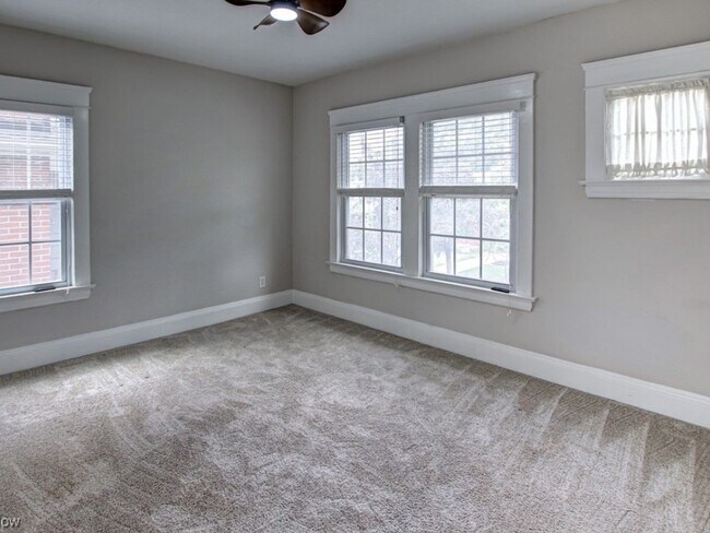 Building Photo - 4 Bedroom Single Family Home in Cleveland ...