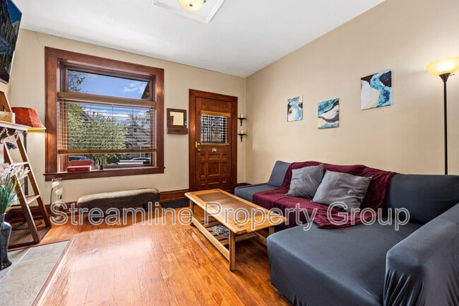 Foto del edificio - 141 W Archer Pl