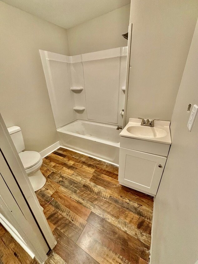 Primary Photo - Fully Remodeled 3BR Gem in Frankfort