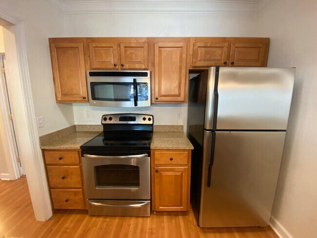 Foto del edificio - 1930 Honolulu Ln