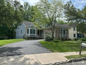 Building Photo - 36 Lavender Dr