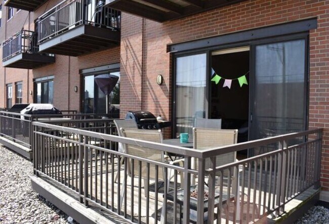 Foto del edificio - 1924 N Hubbard St