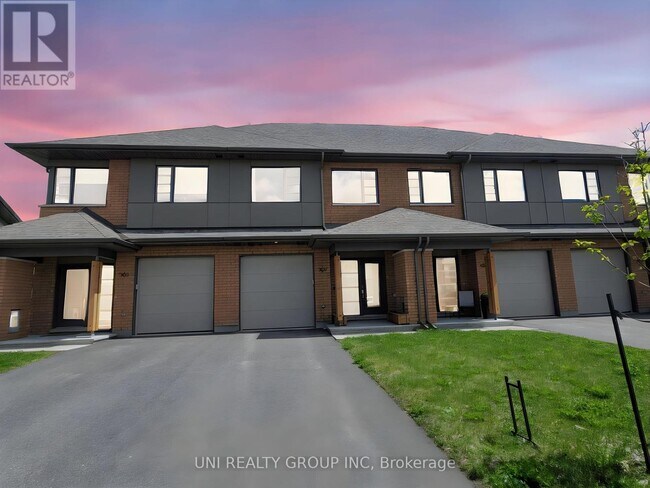 Building Photo - 365 Big Dipper St