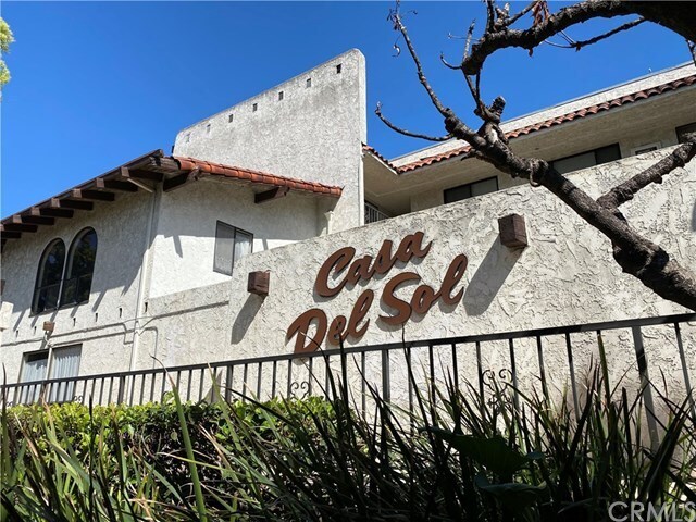 Foto principal - 106 N Western Ave