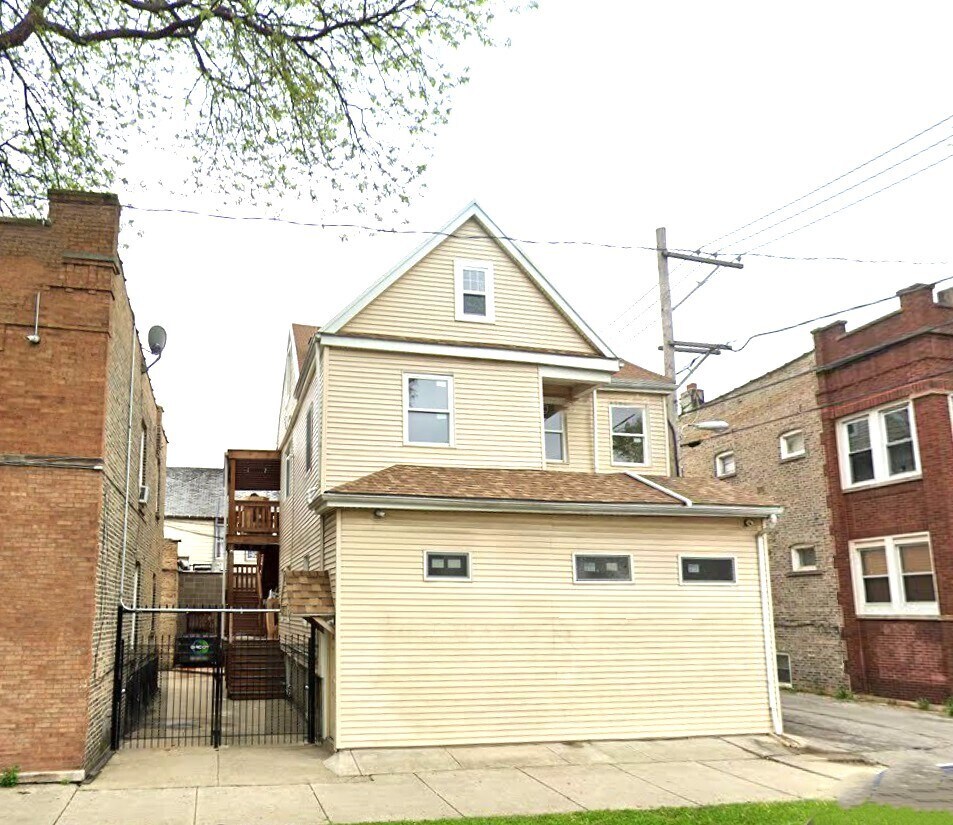 Foto principal - 2410 N Tripp Ave