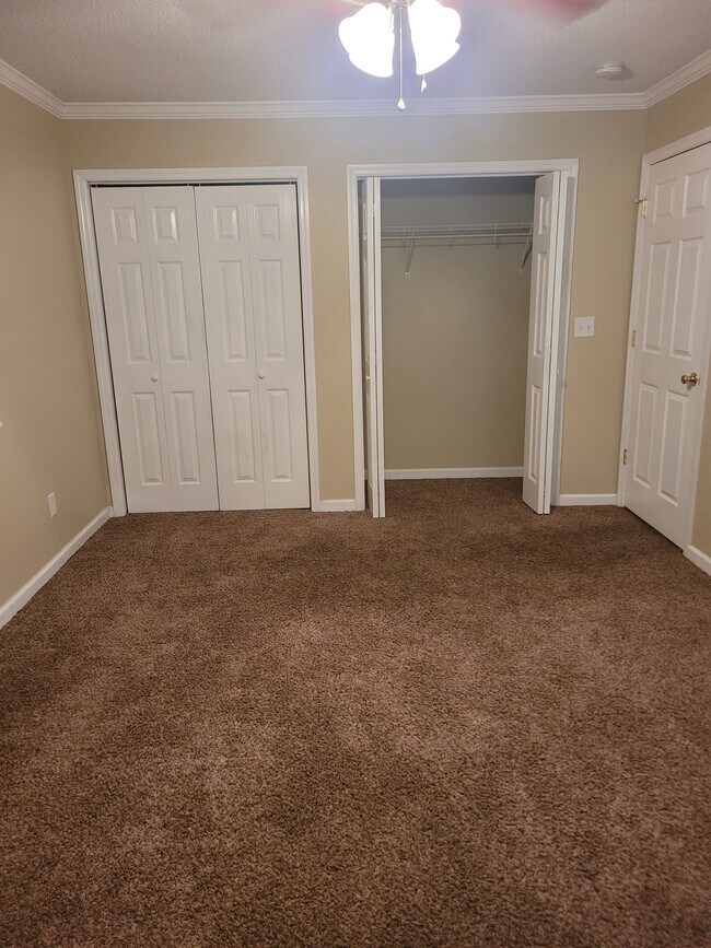 Master Bedroom - 301 Overlook Dr