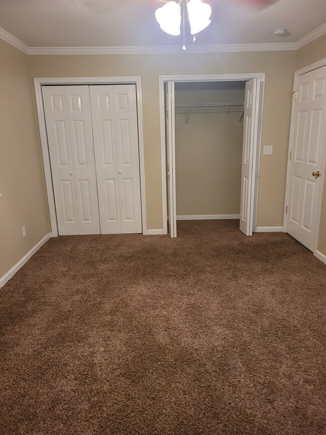 Master Bedroom - 301 Overlook Dr