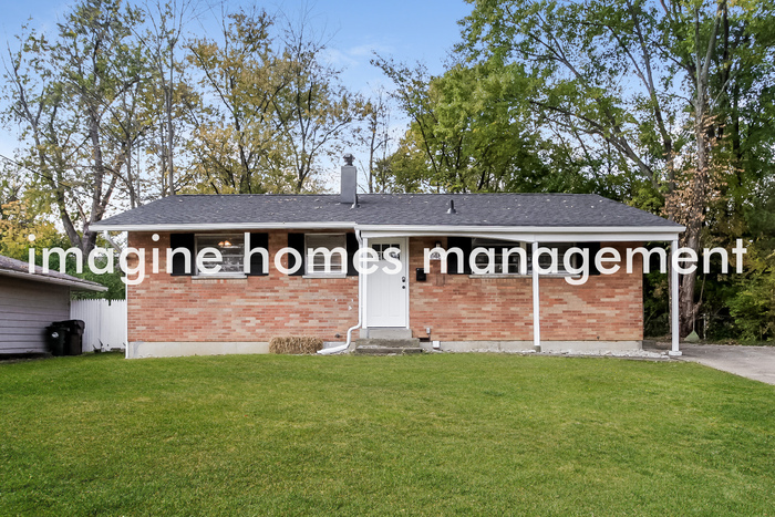 Primary Photo - Pet Friendly, 3 Bedroom Home in Forest Park
