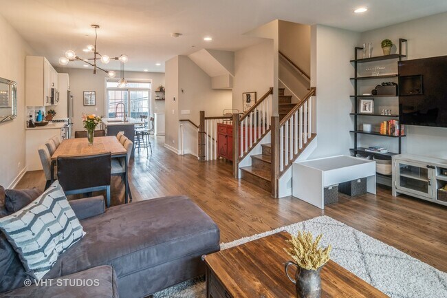 Foto del edificio - 1022 Cedar Ct