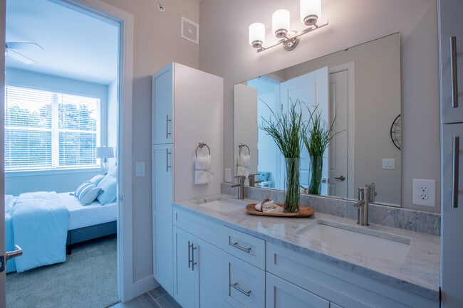 Foto del edificio - The Elle on Lockwood