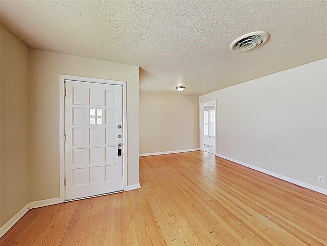 Foto del edificio - 3849 W Spurgeon St