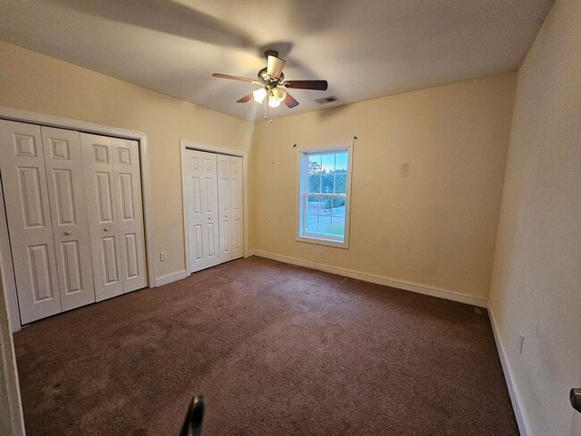 Building Photo - The Gardens @ Cypress Bay - 204