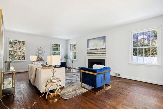 Foto del edificio - 5508 Dorset Ave