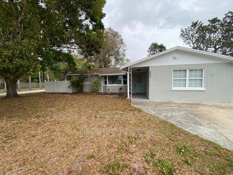 8699 Magnolia Dr, Seminole, FL 33777 House for Rent in Seminole, FL
