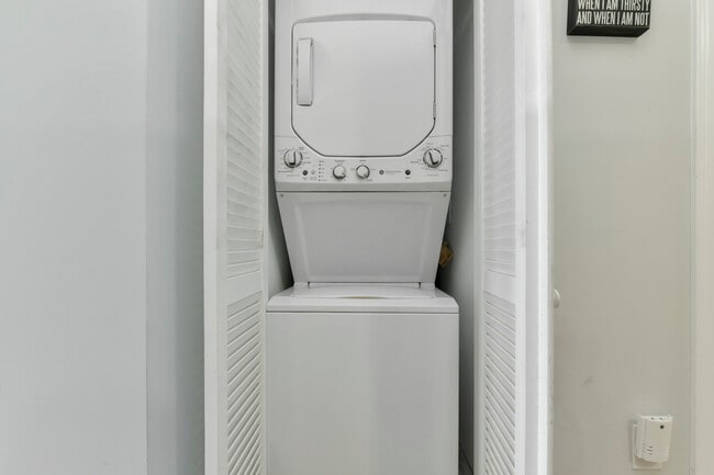 Foto del edificio - 148 Bremen St