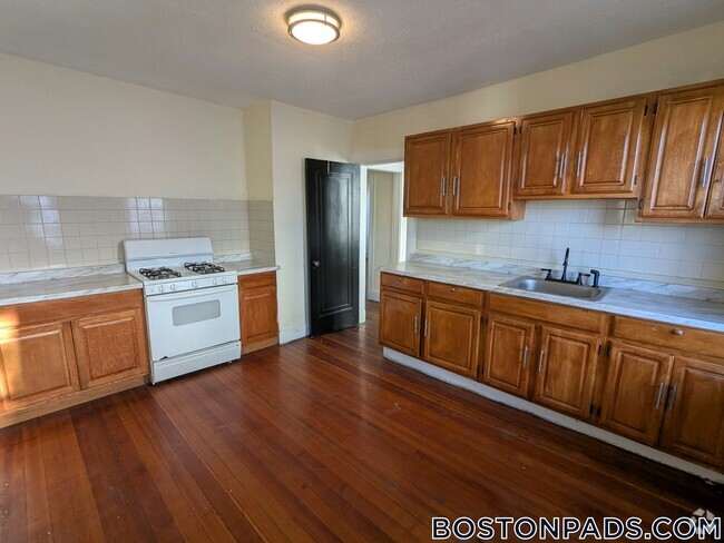 Building Photo - 59A Fairmount St
