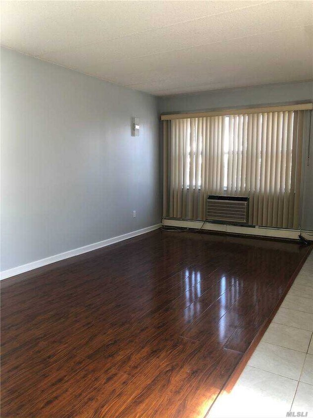 Foto del edificio - 107-14 154th St