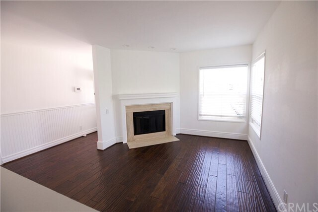 Building Photo - 367 Magnolia St