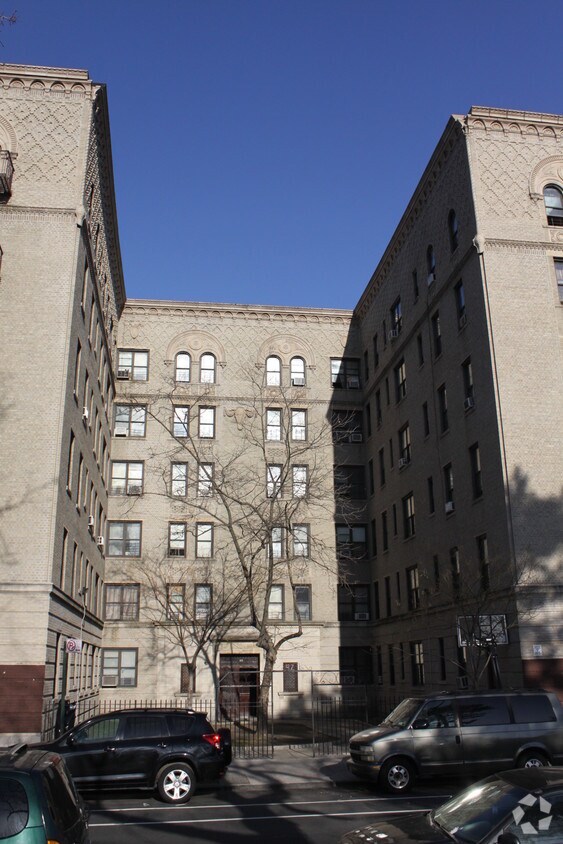 Foto del edificio - 923 Walton Ave