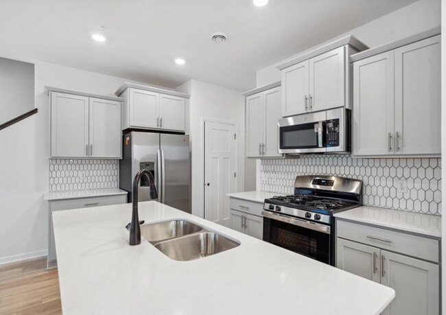 Foto del edificio - 13644 Busch Ln