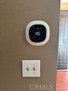 Building Photo - 671 W Point O Woods Dr