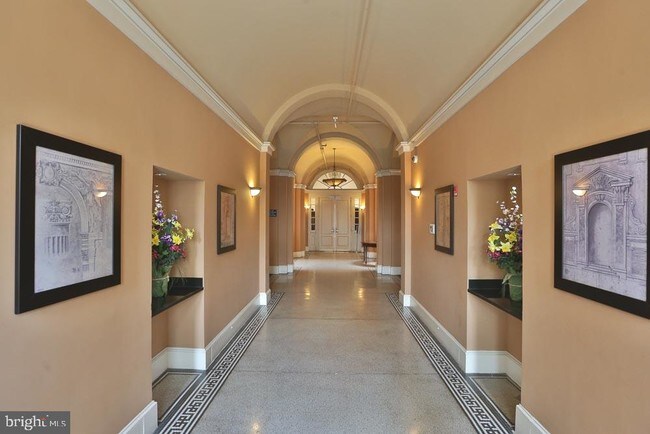 Foto del edificio - 1 Academy Circle