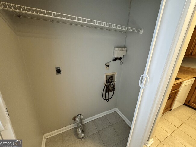 Foto del edificio - 415 Admiral's Walk Dr