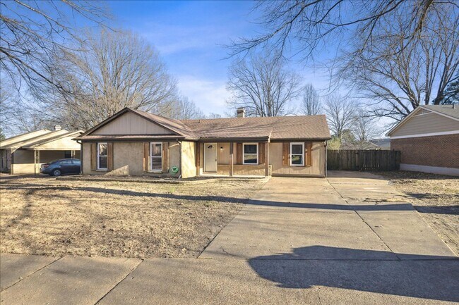 Foto del edificio - 3BED/2BATH REMODELED