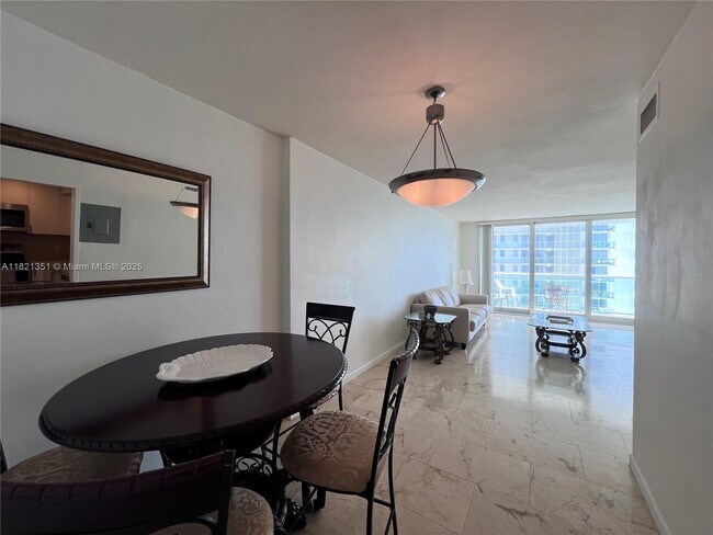 Foto del edificio - 1000 West Ave