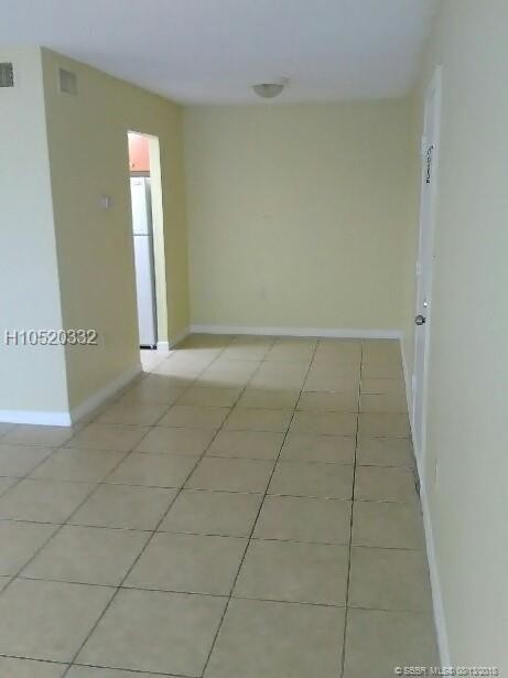 Building Photo - 407 Executive Center Dr