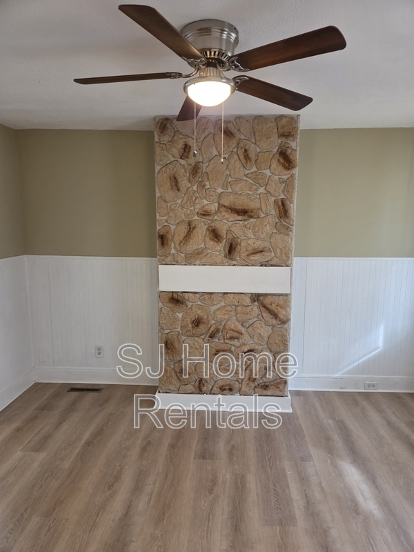 Foto del edificio - 649 Bordentown Rd