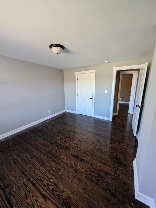 Building Photo - 1603 Industrial Loop Rd