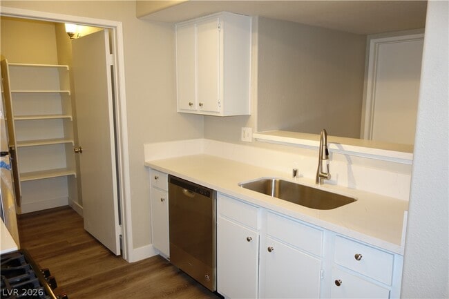 Foto del edificio - 7885 W Flamingo Rd