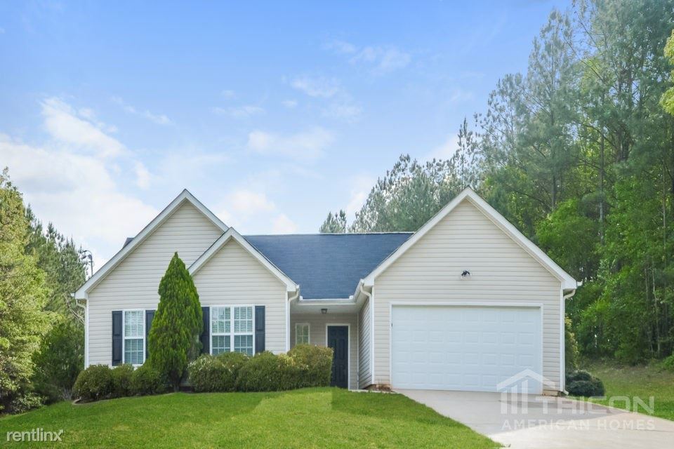 Primary Photo - 725 Mossy Oak Dr