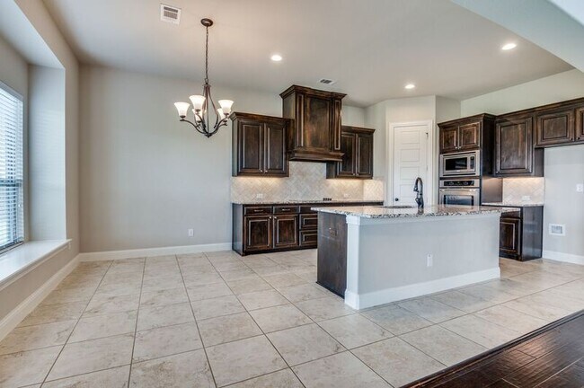 Foto del edificio - 830 Cross Creek Ct