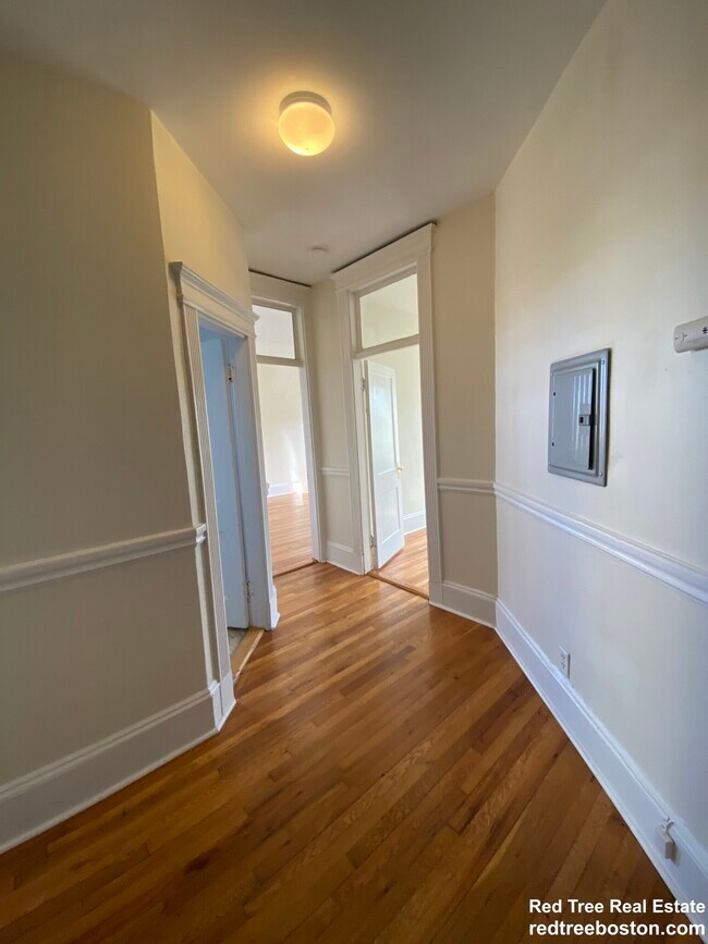 Photo - 1334 Commonwealth Ave Apartment