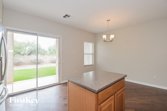 Building Photo - 9657 N Deimos Dr