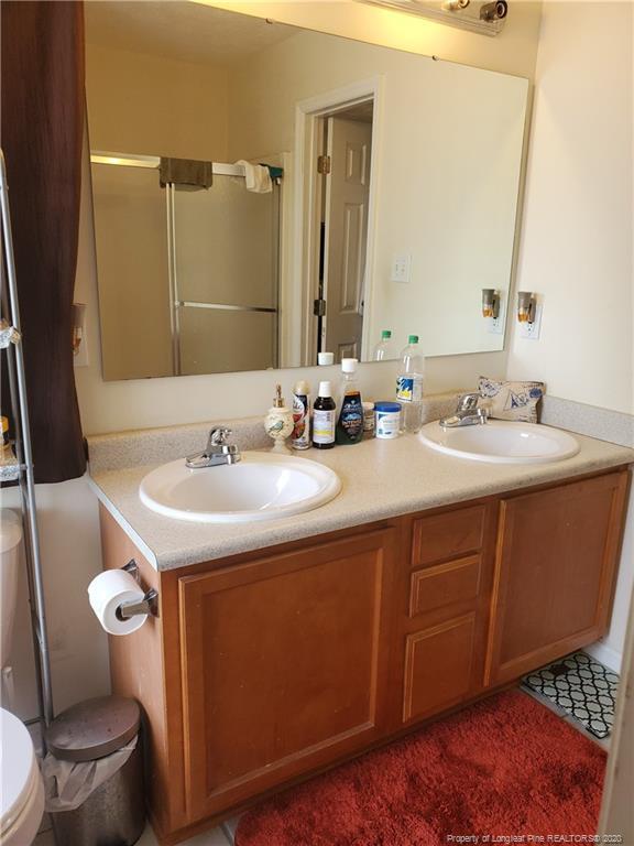 Foto del edificio - 2460 Saltwood Rd