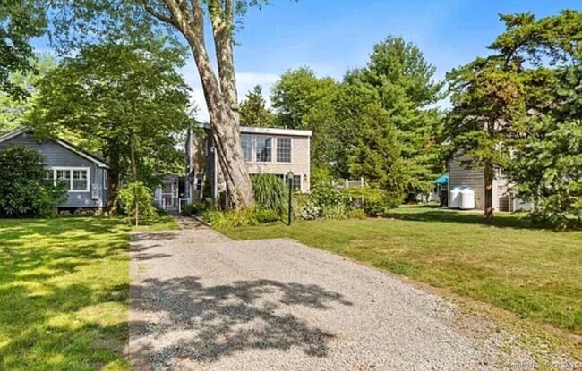 Foto del edificio - 77 Chalker Beach Rd