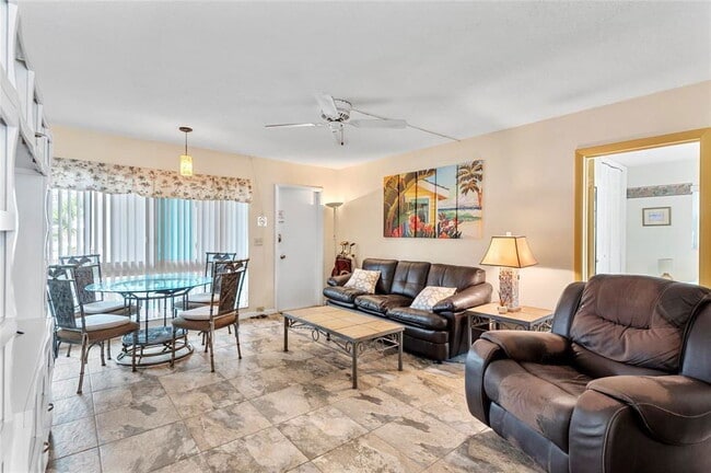 Foto del edificio - 3225 NE 16th St